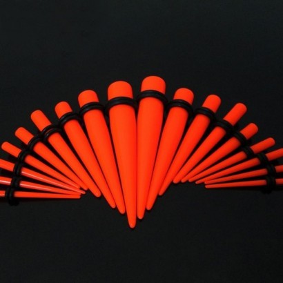 Akrylátový roztahovák do ucha oranžový (6 mm)